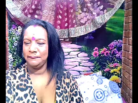 Živá chatovací místnost IndianAce1