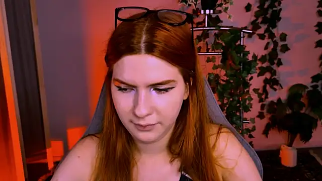 Živá chatovací místnost AliceCUNTach