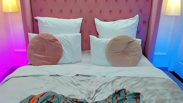 EricaLow Live Chatraum