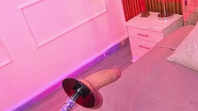 MiaBlackrose élő chatszobája