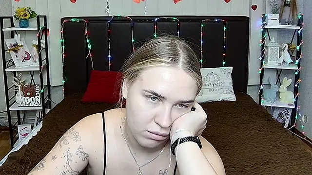 LauraHlotn Live chat-huone
