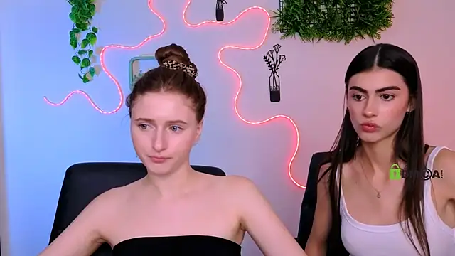 nekky_mouse – live chatrum