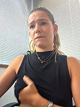 Živá chatovací místnost lucie_mehott
