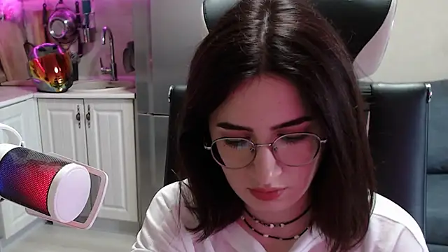 Regina_glow – live chatrum