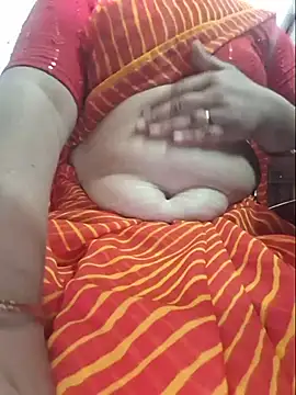 indianhotwife639 Adlı Modelin Canlı Sohbet Odası