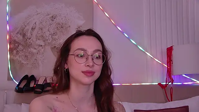 Živá chatovací místnost Emily_Simon