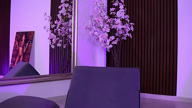 VanessaSimon live-chat rom
