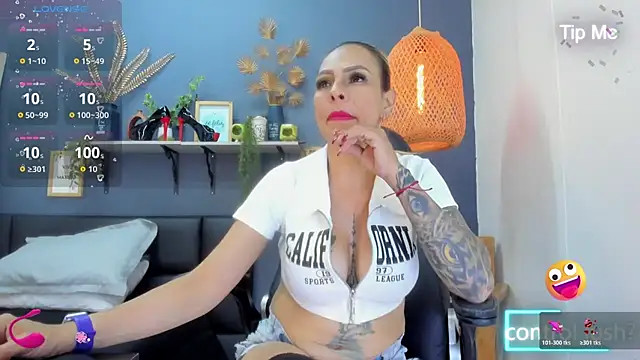 Phòng Chat Trực Tiếp yessila_parker