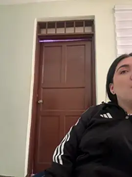 Sala de chat en directo de KathiaJenner