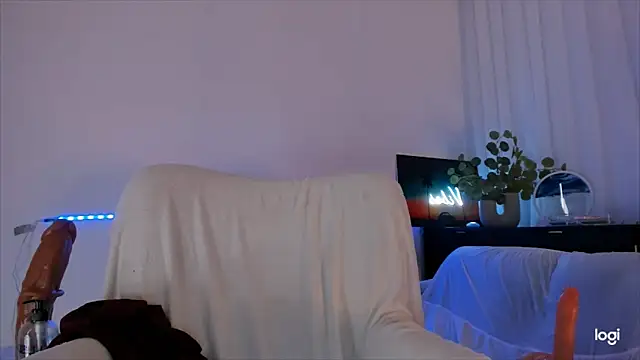 Danielaaida élő chatszobája