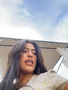 Chatroom en direct de MystiqueXXX