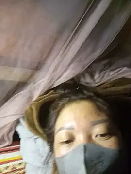 Bling-pusy's Live Chat Room
