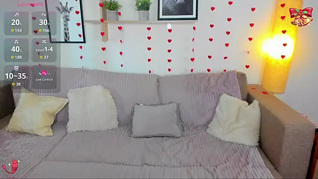 Creamy_Lissa Adlı Modelin Canlı Sohbet Odası
