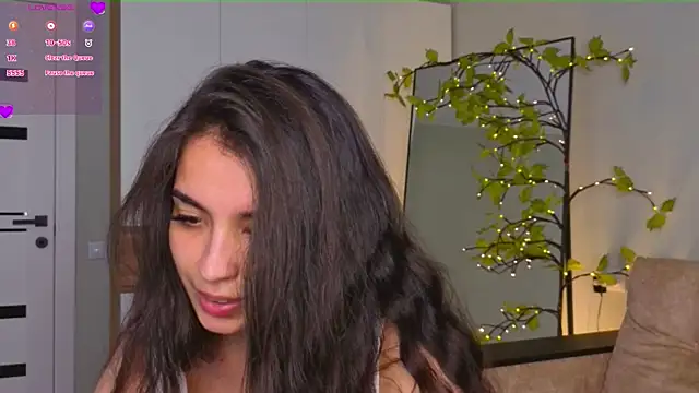 MollyGilberg's Live Chat Room