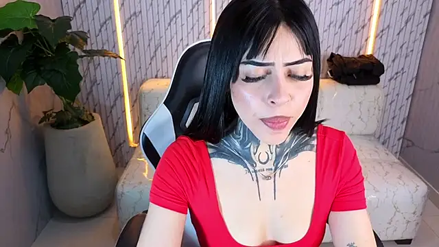 Cherry_Bloom_Tx's Live Chat Room