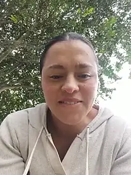 ALEJA__22 Live Chatraum