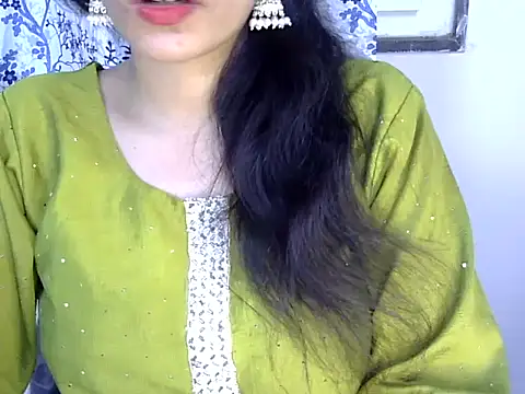 Neha_Sharma2 Ruang Obrolan Langsung