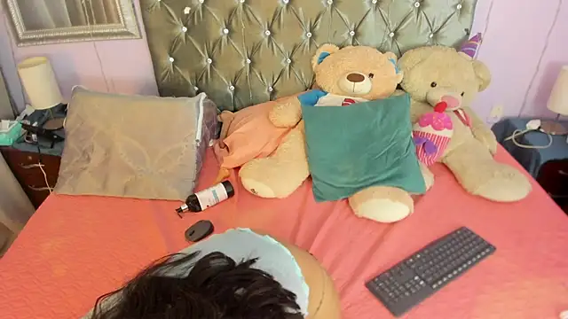 Sala de chat ao vivo de DanaPetite
