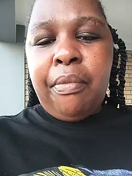 GaggingSlutXx Live Chatraum