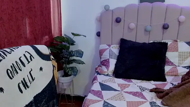 Sala de chat ao vivo de Victoria-Moon