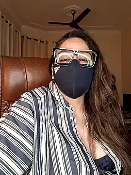 SEXY-Sardarni чат на живо