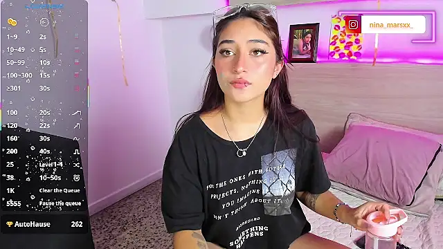 Nina-Mars – live chatrum