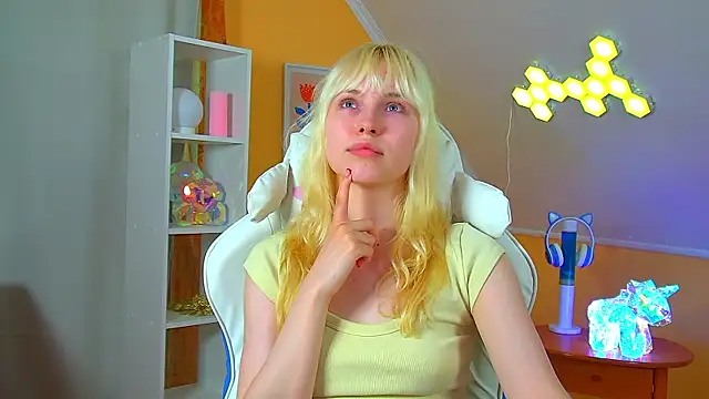 HannahHollis' Live Chat Room