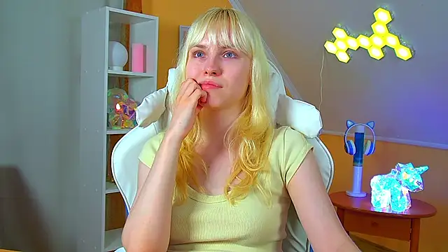 HannahHollis – live chatrum