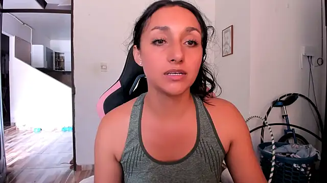 adrena_10 – Naživo chatovacia miestnosť