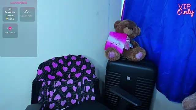Živá chatovací místnost angelina_77