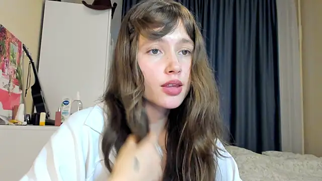 MaryannSofts Adlı Modelin Canlı Sohbet Odası
