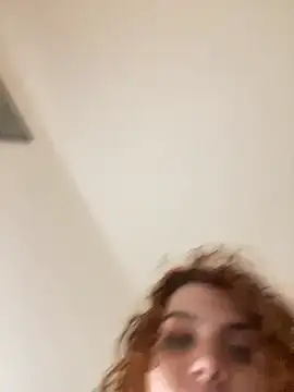 regine5 Adlı Modelin Canlı Sohbet Odası