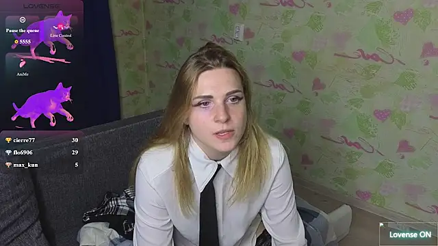 HelenMartines – live chatrum