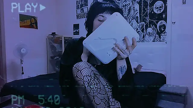 AllisonDeetz – live chatrum