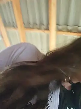 ห้องแชทสดของ Brunna_Ella