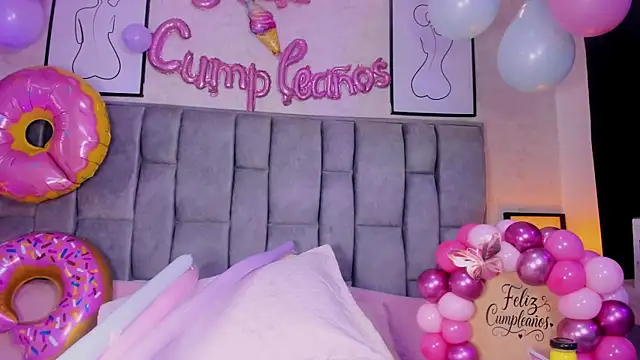 ห้องแชทสดของ Celine_Carter