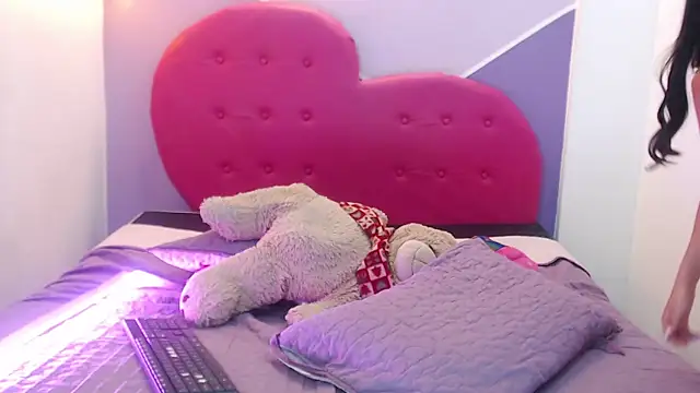 Živá chatovací místnost _Makima1_