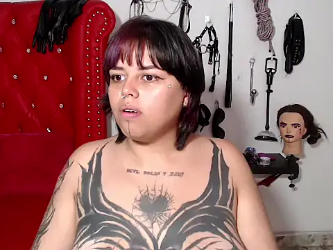 Živá chatovací místnost Marlbolo_Rojo01