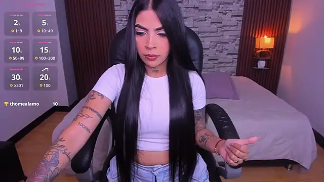 غرفة دردشة _hanna_miller__ المباشرة