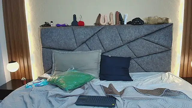 Živá chatovací místnost NoahAndGaia