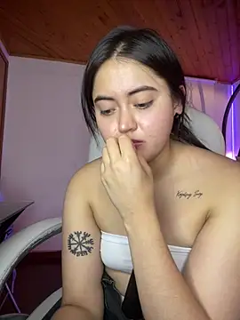 Camila_pinkk – live chatrum