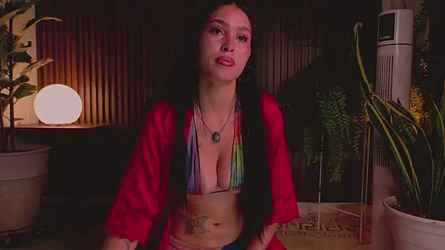غرفة دردشة carolinerousev المباشرة