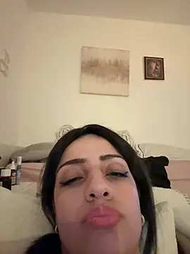 Živá chatovací místnost Prettylilgirll