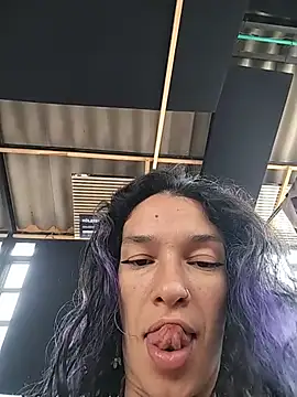 Živá chatovací místnost rebekka_simpson