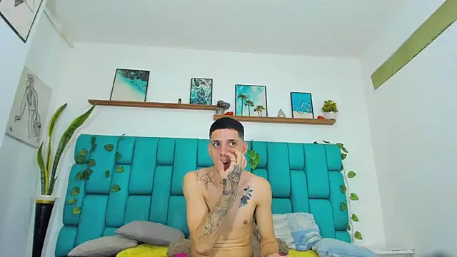 Phòng Chat Trực Tiếp BoyMaxLatin