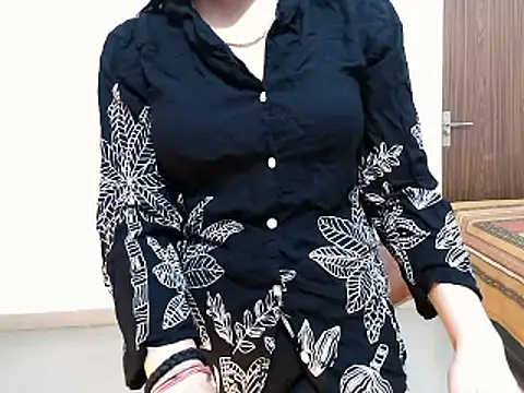 Hazel_Angel Live chatroom