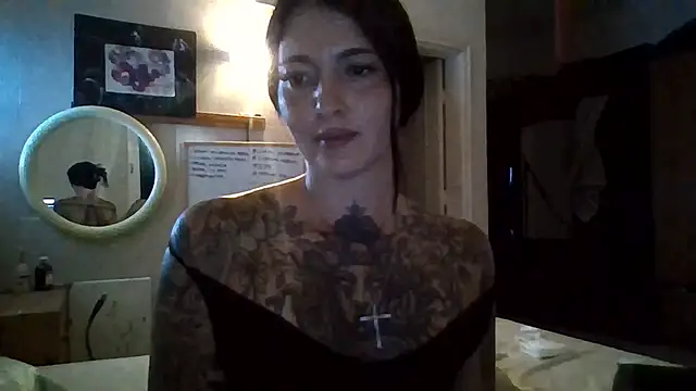 InkVenom's Live Chat Room