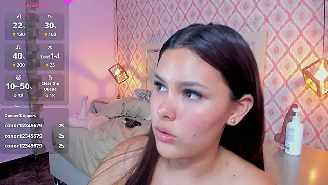 CLARA_WARD1 Live Chatraum