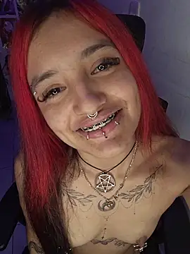 carolinerue – live chatrum