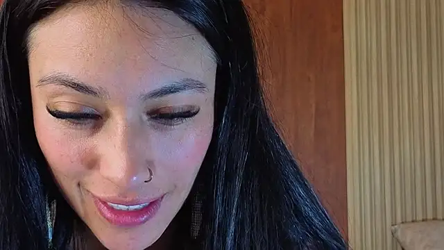 Živá chatovací místnost Isabella_Collen_v